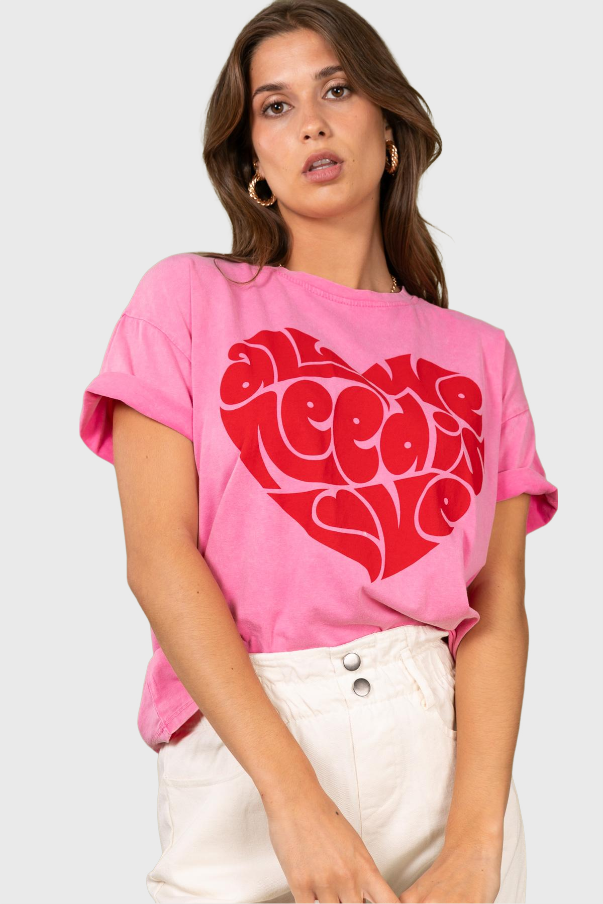 T-SHIRT ALL WE NEED IS LOVE