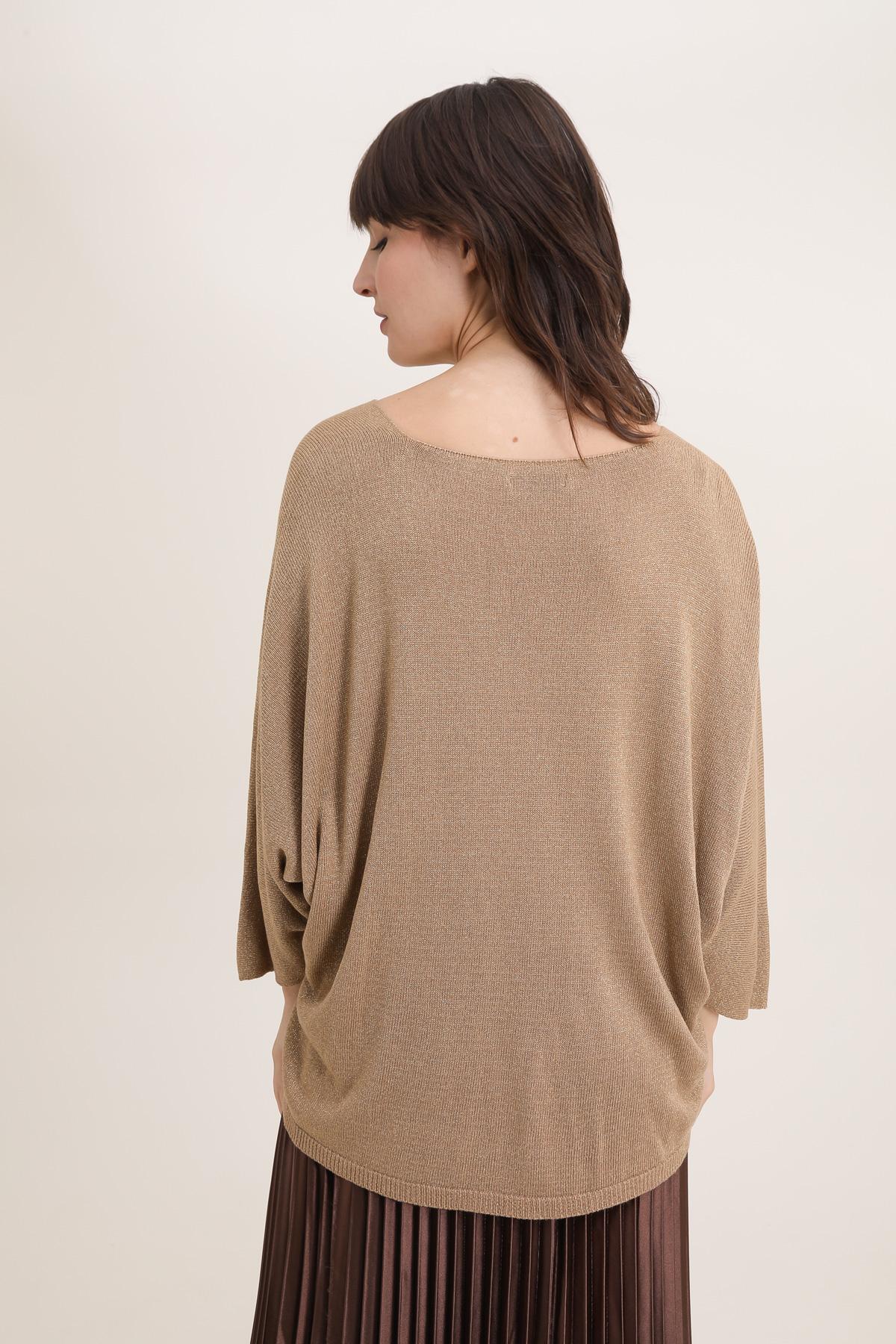 PULL LÉONIE