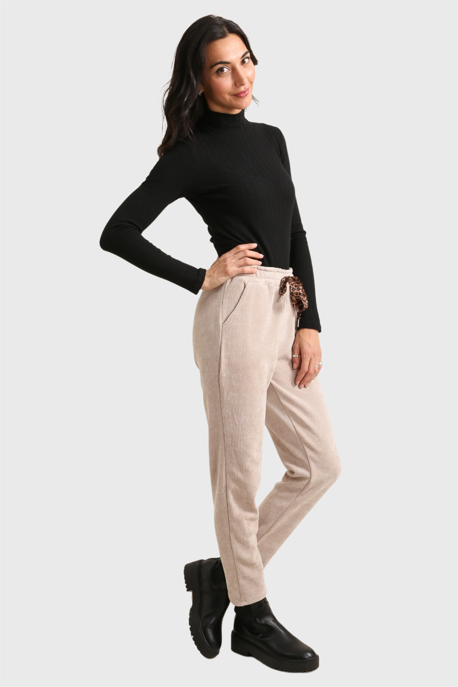 PANTALON EN VELOURS MARCO