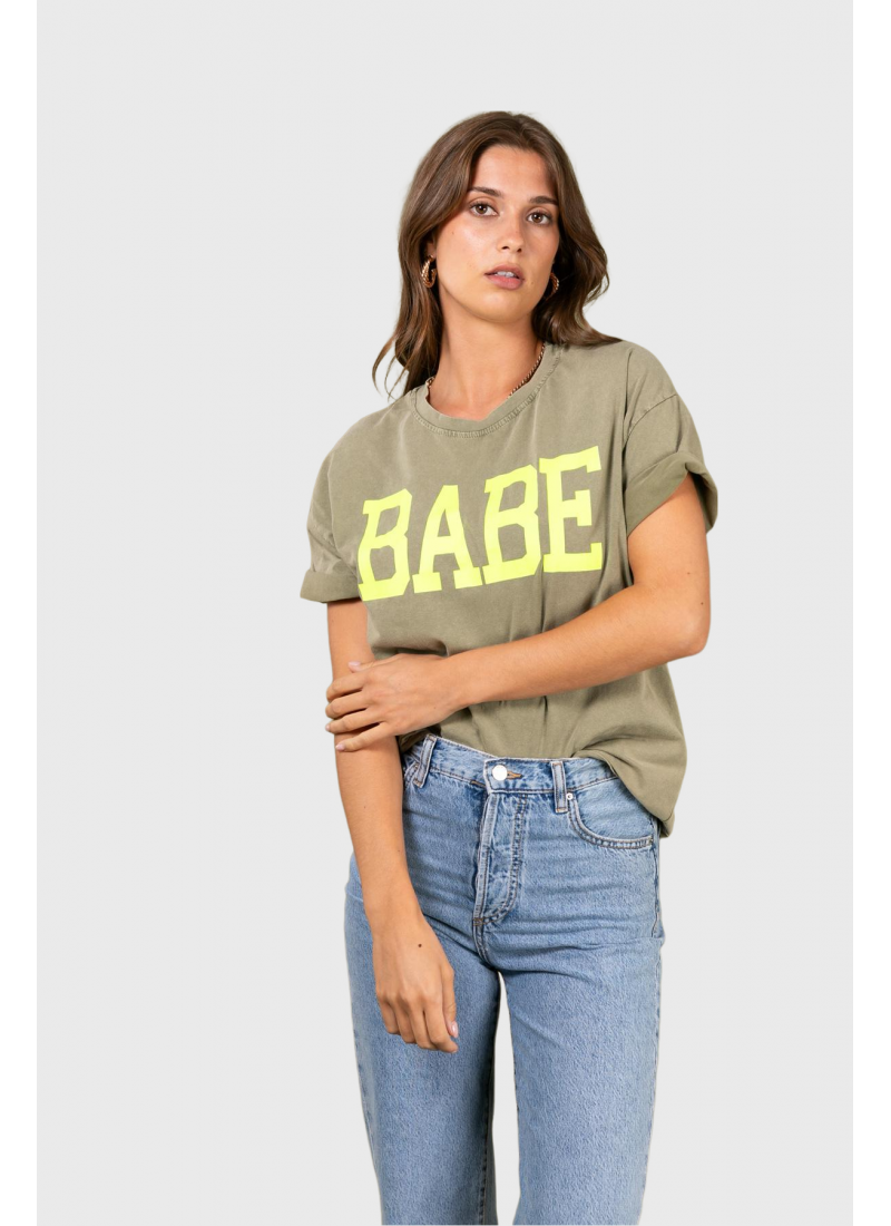 T-SHIRT BABE