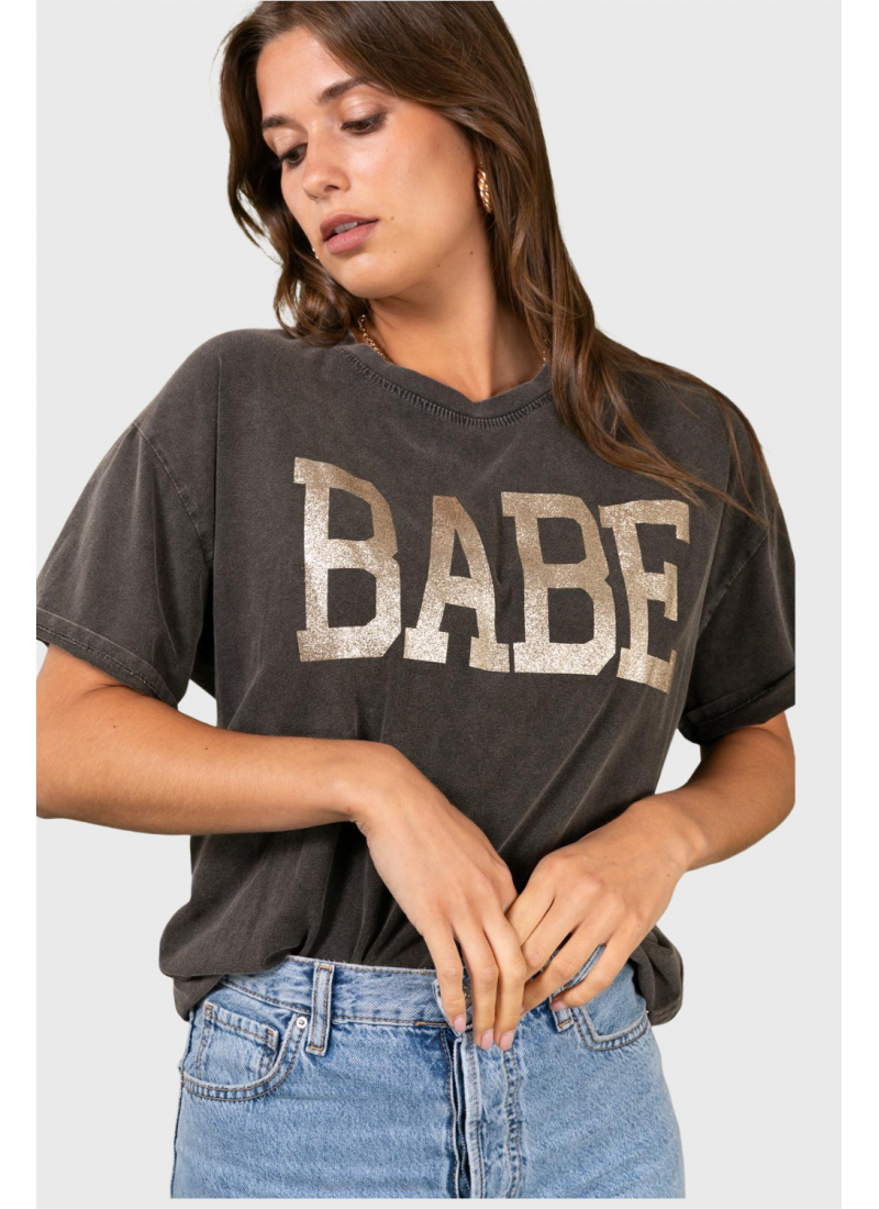 T-SHIRT BABE